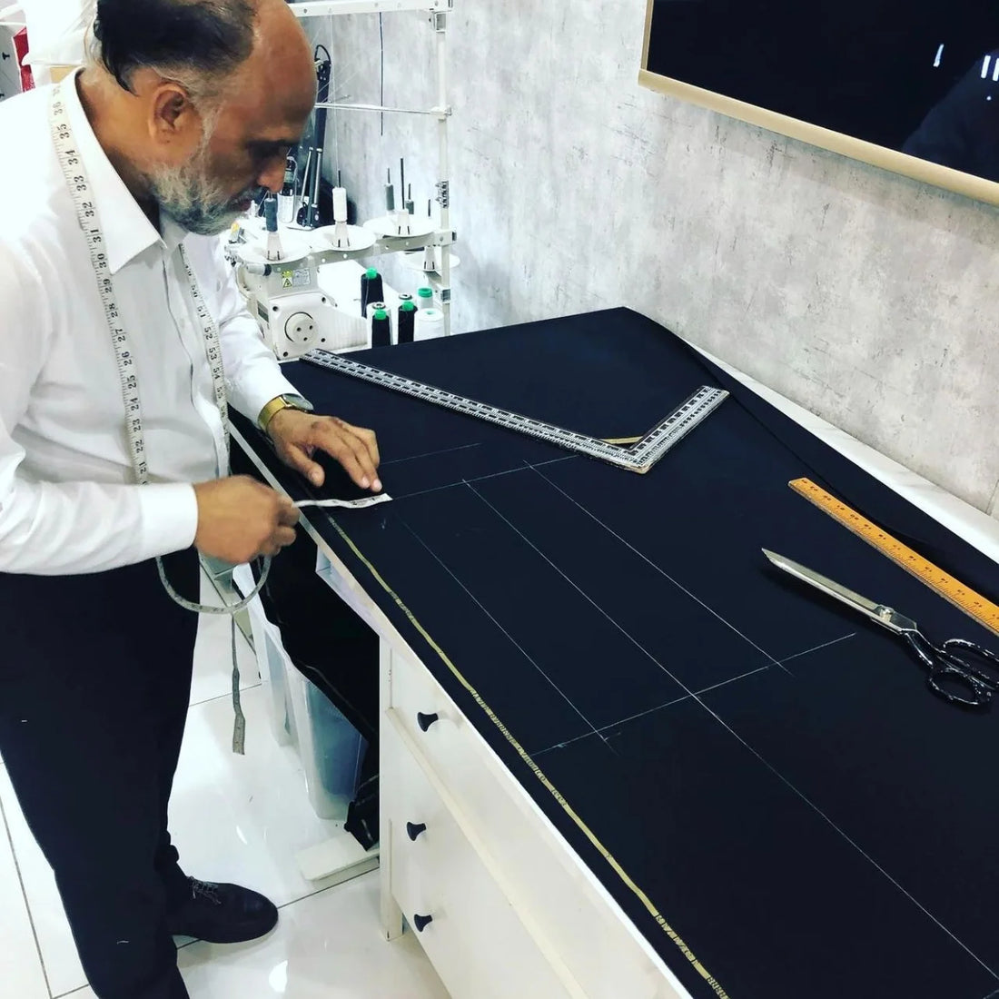 Best Tailors In Dubai That You Shouldn't Miss Out